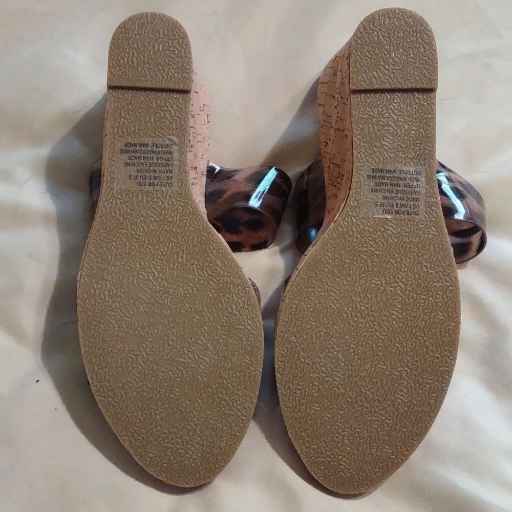 𝅺JustFab Leopard Print Strappy Sandals Size 7 NIB - Picture 5 of 5